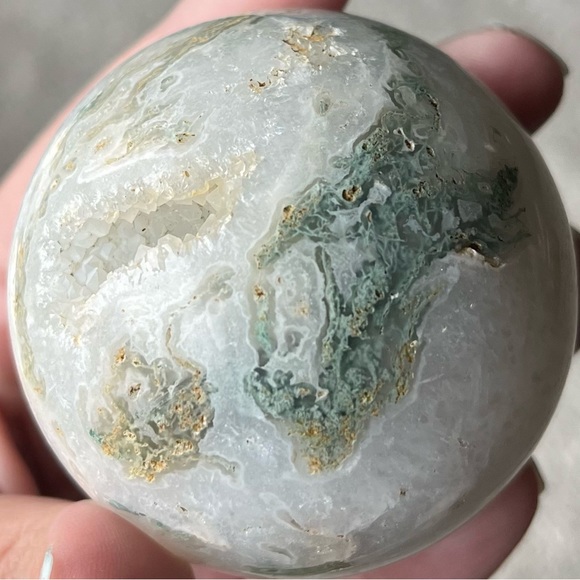 Moss Agate Sphere w/ Heart-Shaped Druzy Pocket - Picture 15 of 17